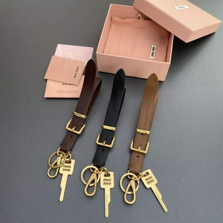 Picture of Miu Miu Handbags _SKUfw186452392fw